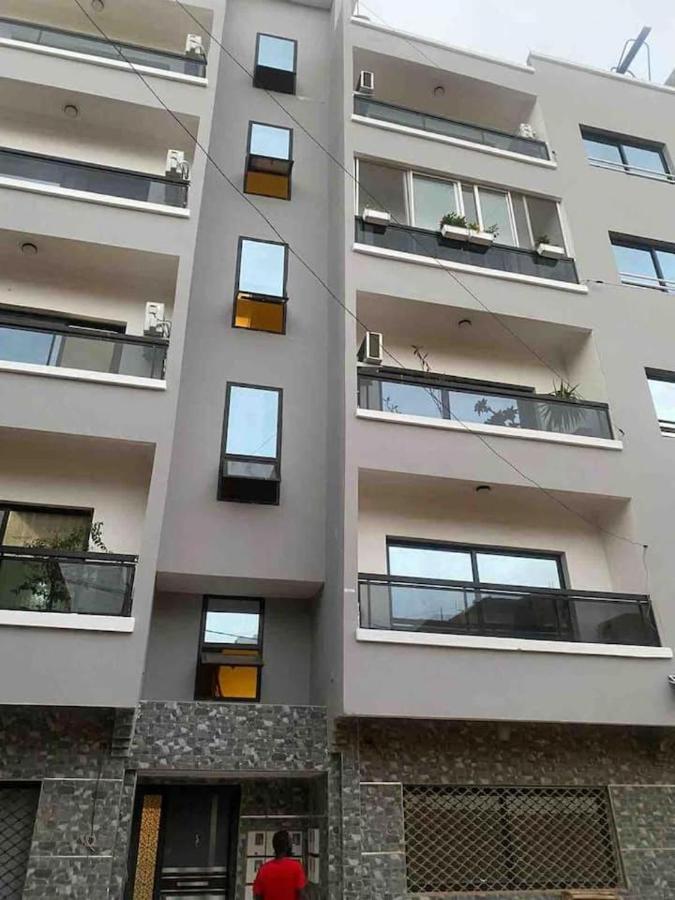 Room In Apartment - Quiet Room In Residence No69 داكاغْ المظهر الخارجي الصورة